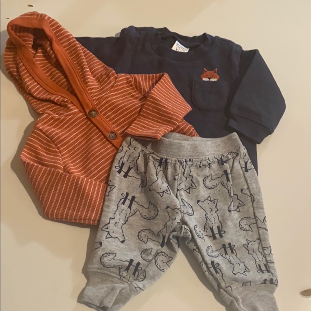 NB Carters baby boy outfit